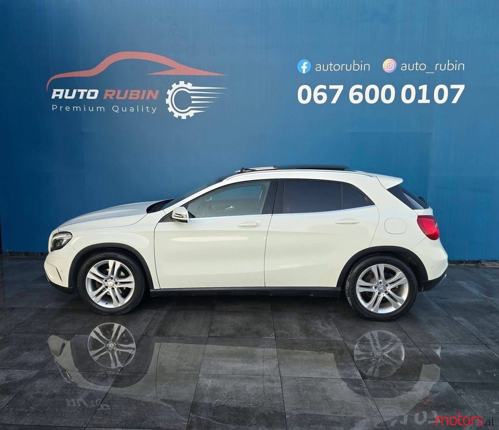 2015' Mercedes-Benz GLA 200 photo #1