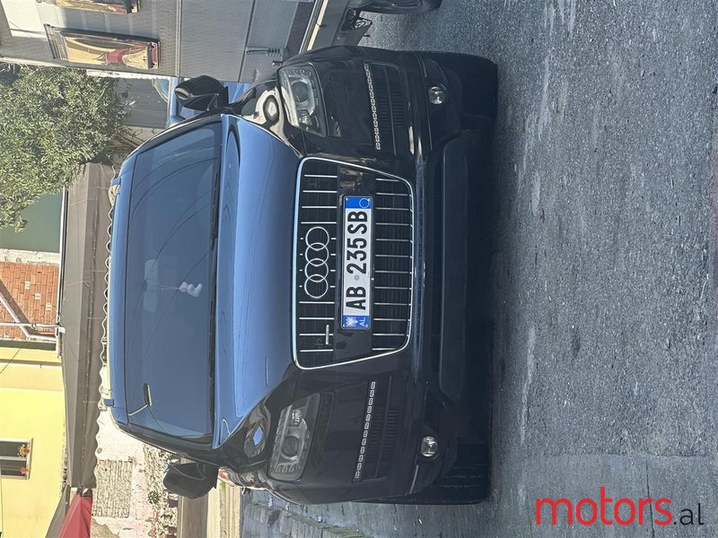 2012' Audi Q7 photo #1