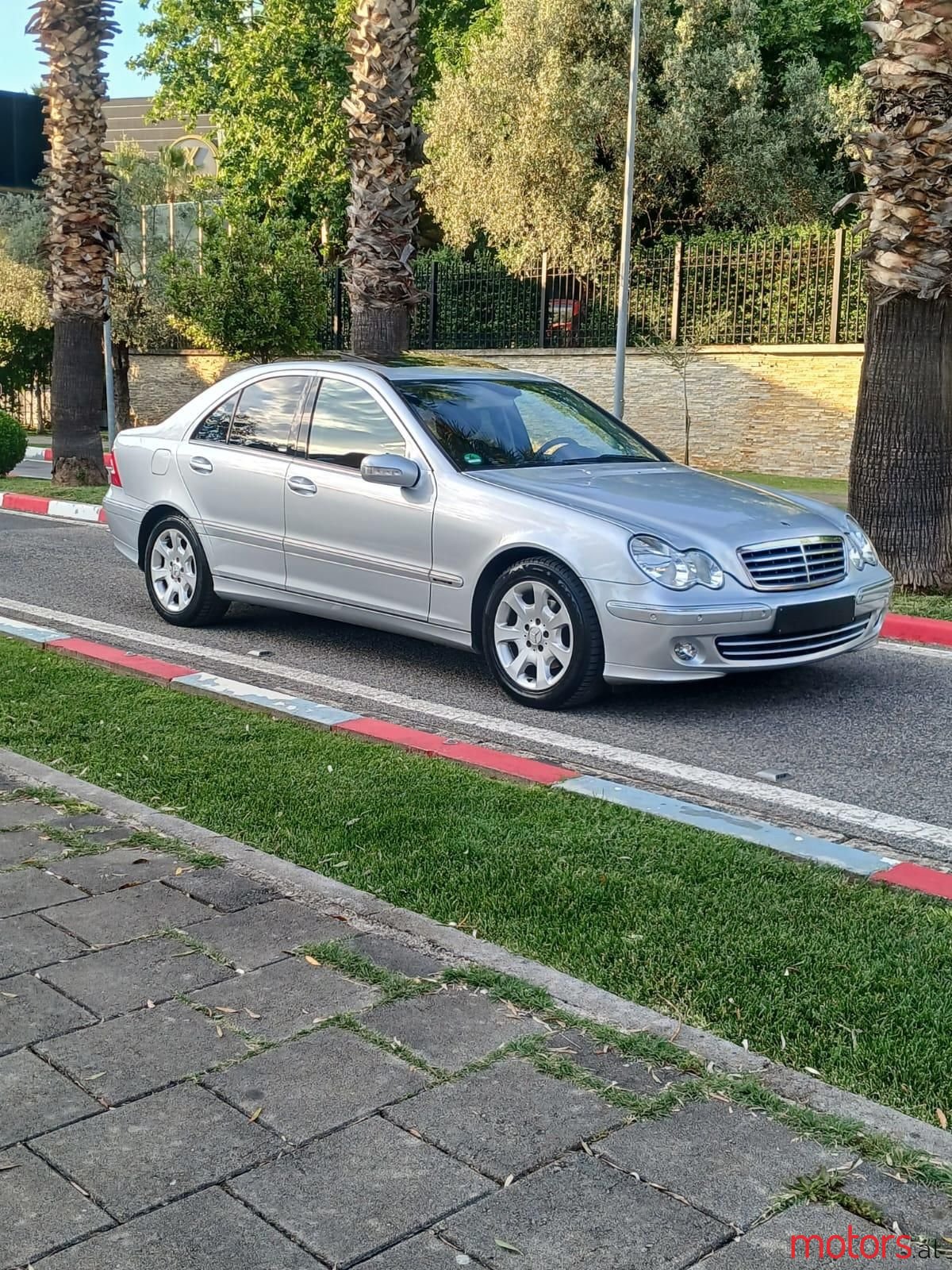 2007' Mercedes-Benz C 200 photo #1