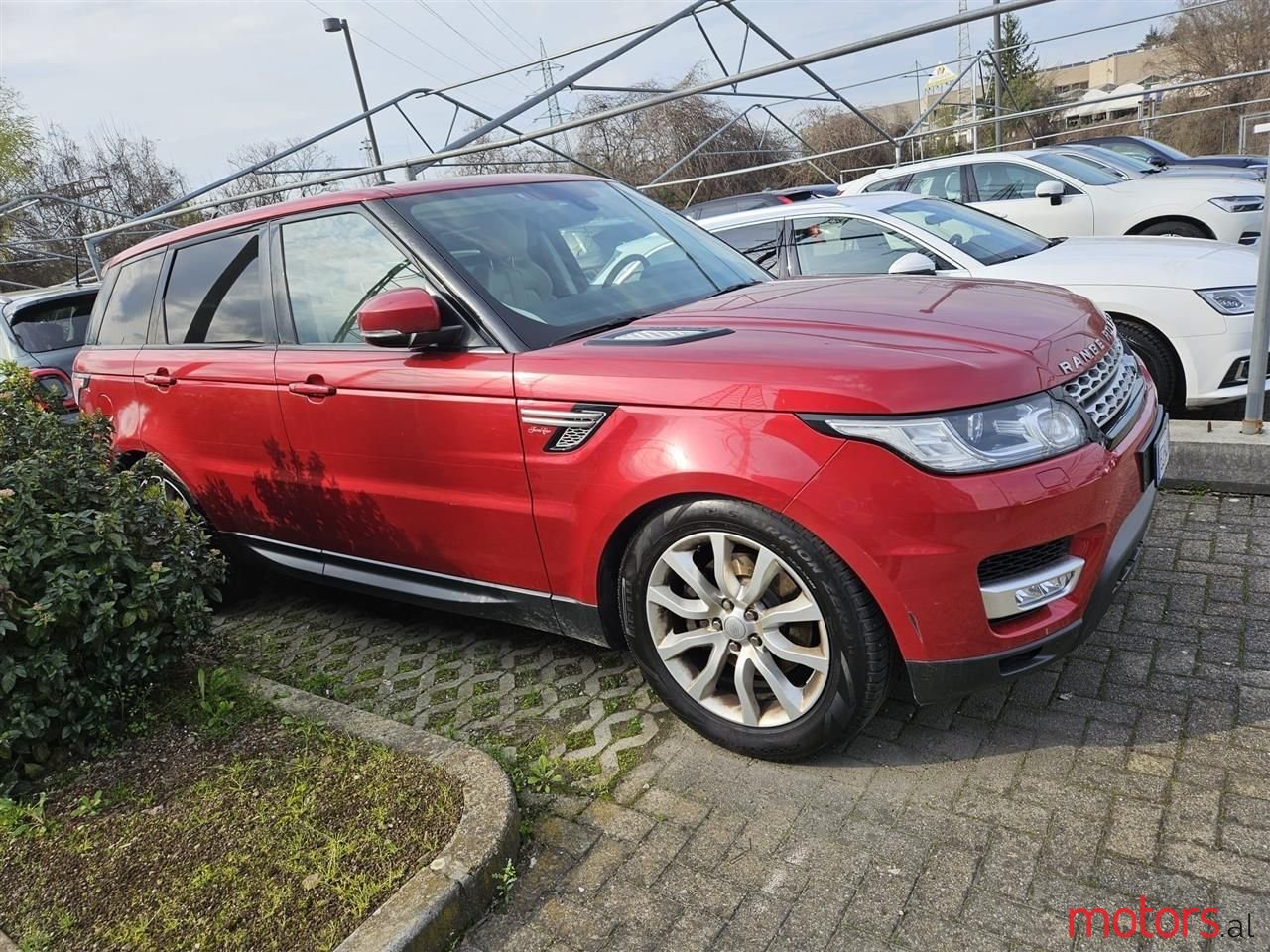 2016' Land Rover Range Rover Sport photo #5