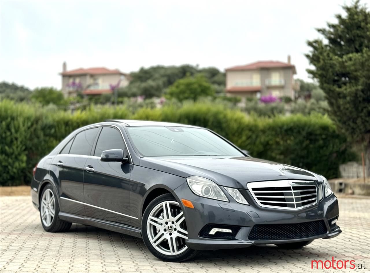 2011' Mercedes-Benz E 55 AMG photo #1