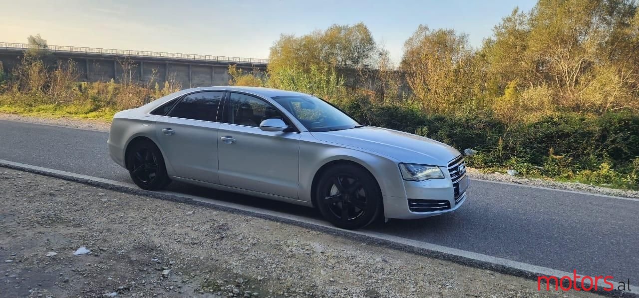 2011' Audi A8 photo #4