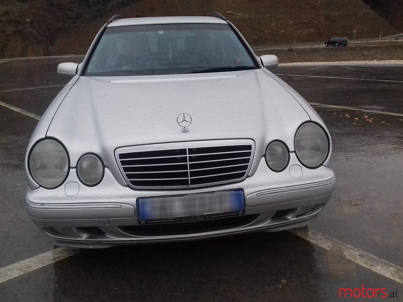 2001' Mercedes-Benz 270 photo #1