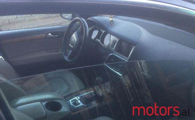 2007' Audi Q7 photo #2