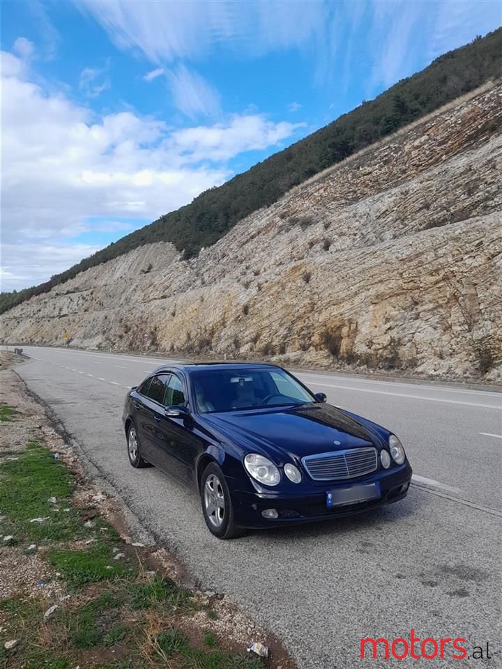 2003' Mercedes-Benz E 200 photo #1