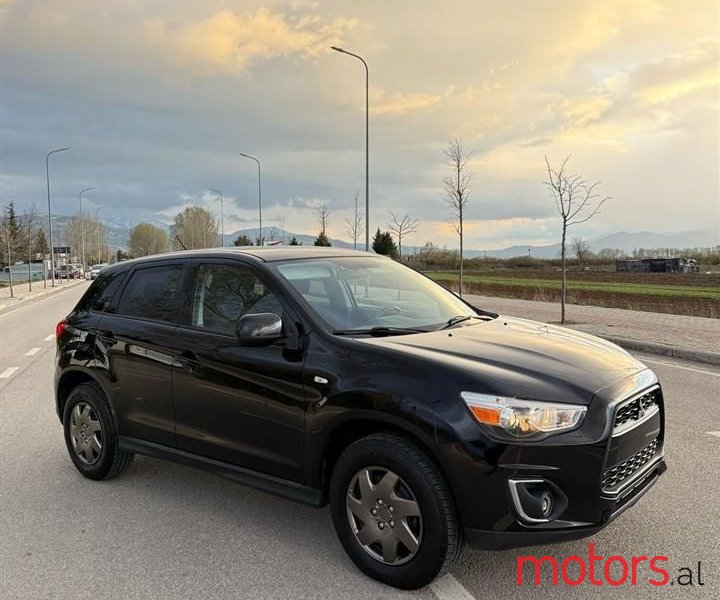 2014' Mitsubishi ASX photo #1