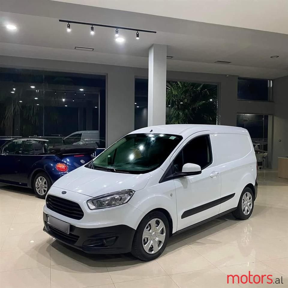 2016' Ford Courier photo #1