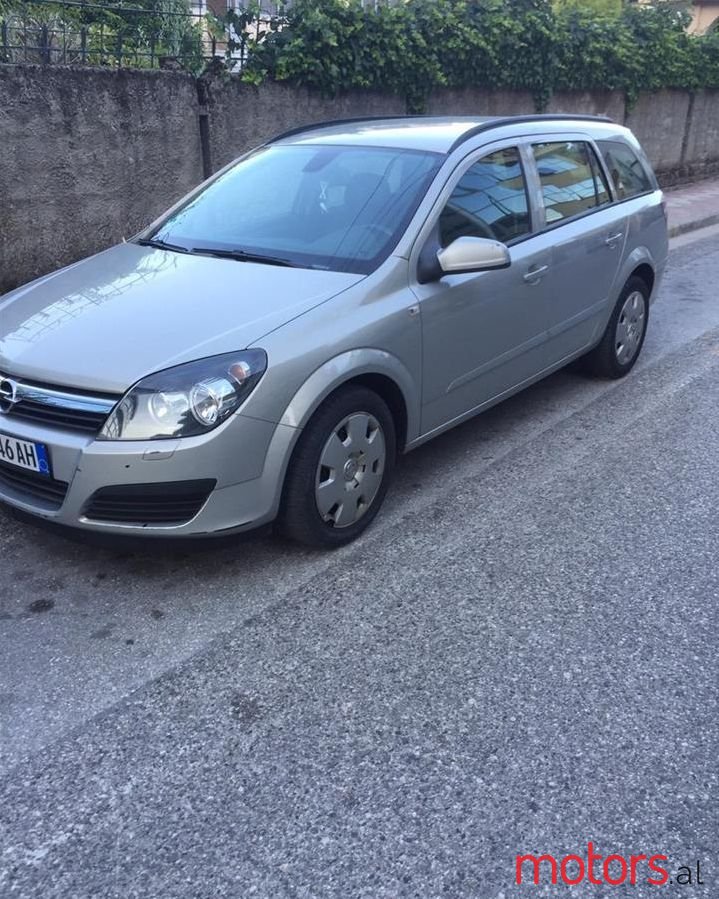 2006' Opel Astra photo #1