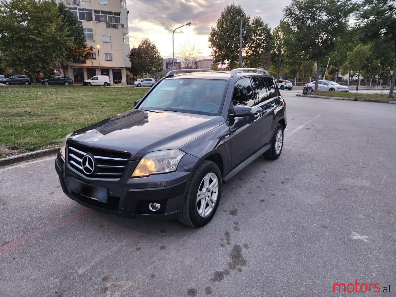 2009' Mercedes-Benz GLK 220 photo #3