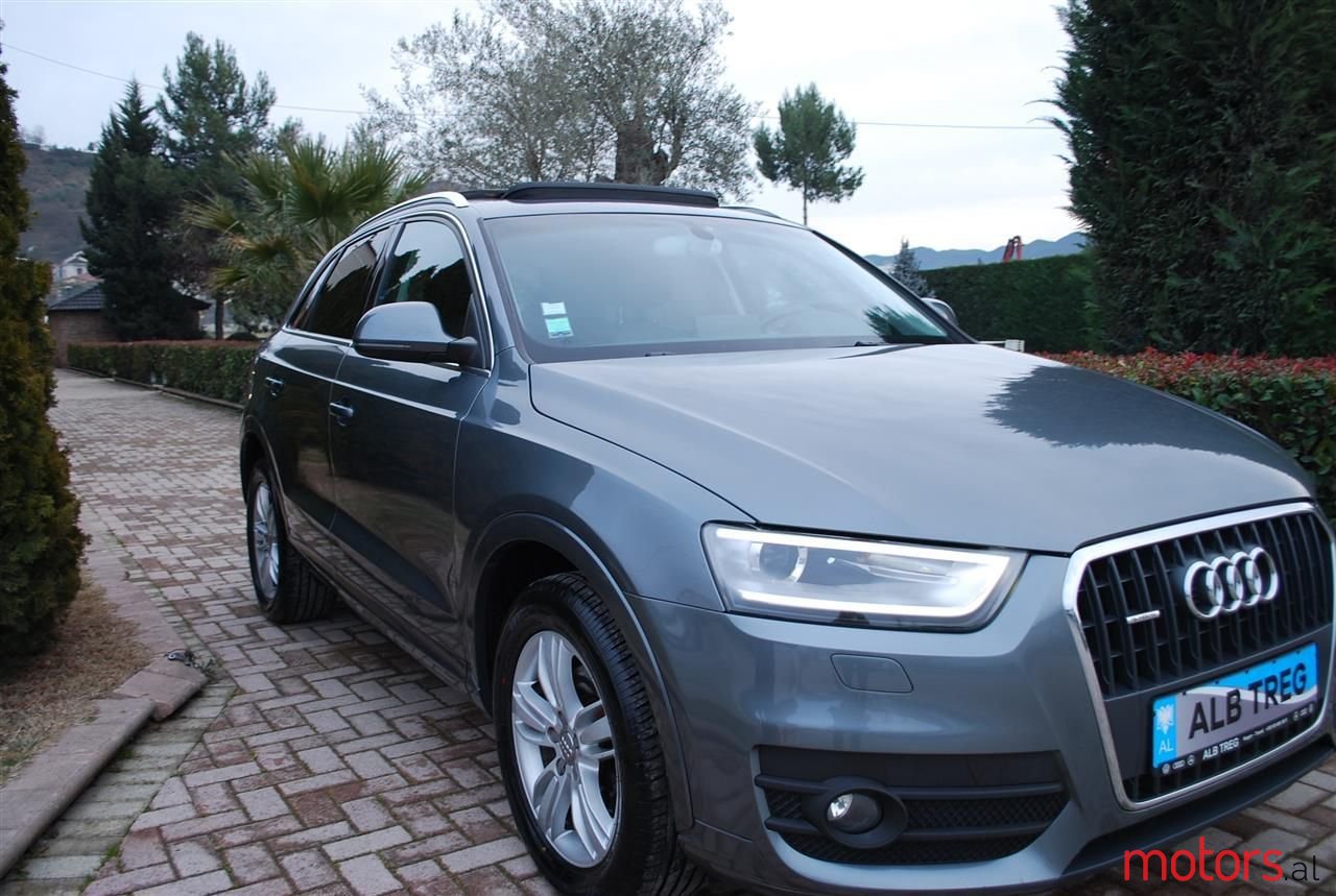 2013' Audi Q3 photo #5