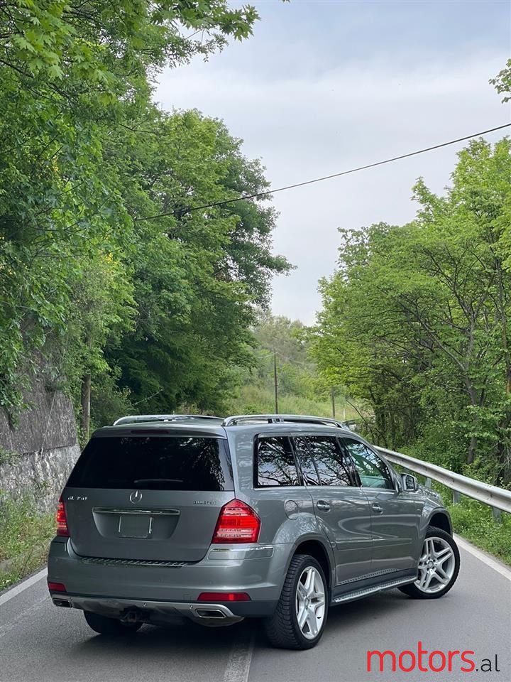 2011' Mercedes-Benz GL 350 photo #4