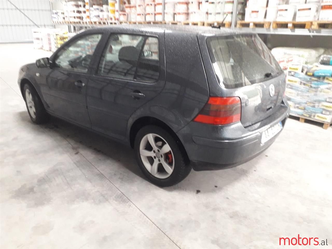 2003' Volkswagen Golf photo #2