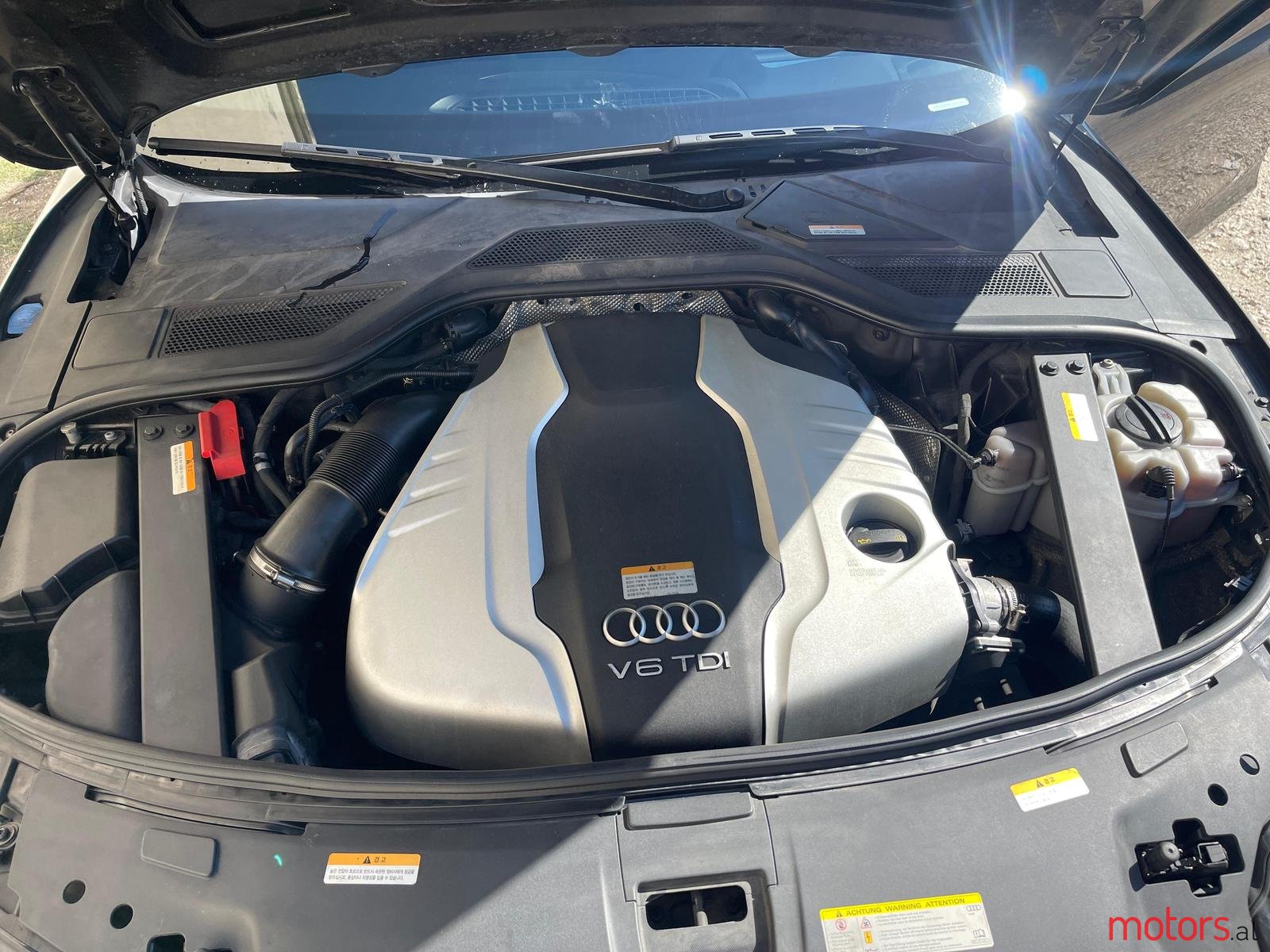 2015' Audi A8 photo #6