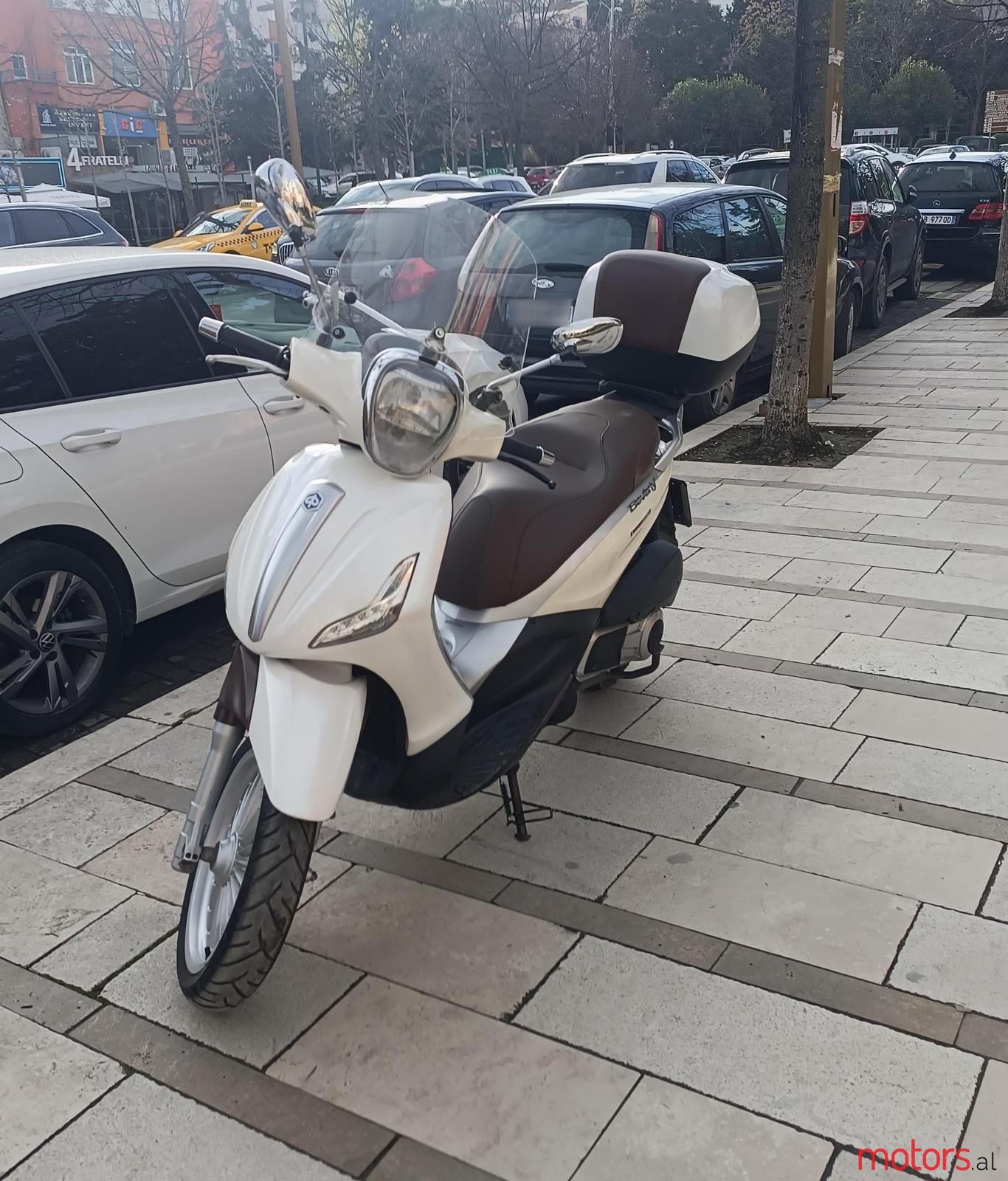 2015' Piaggio BEVERLY photo #1