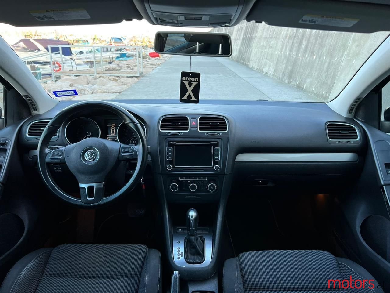 2012' Volkswagen Golf photo #5