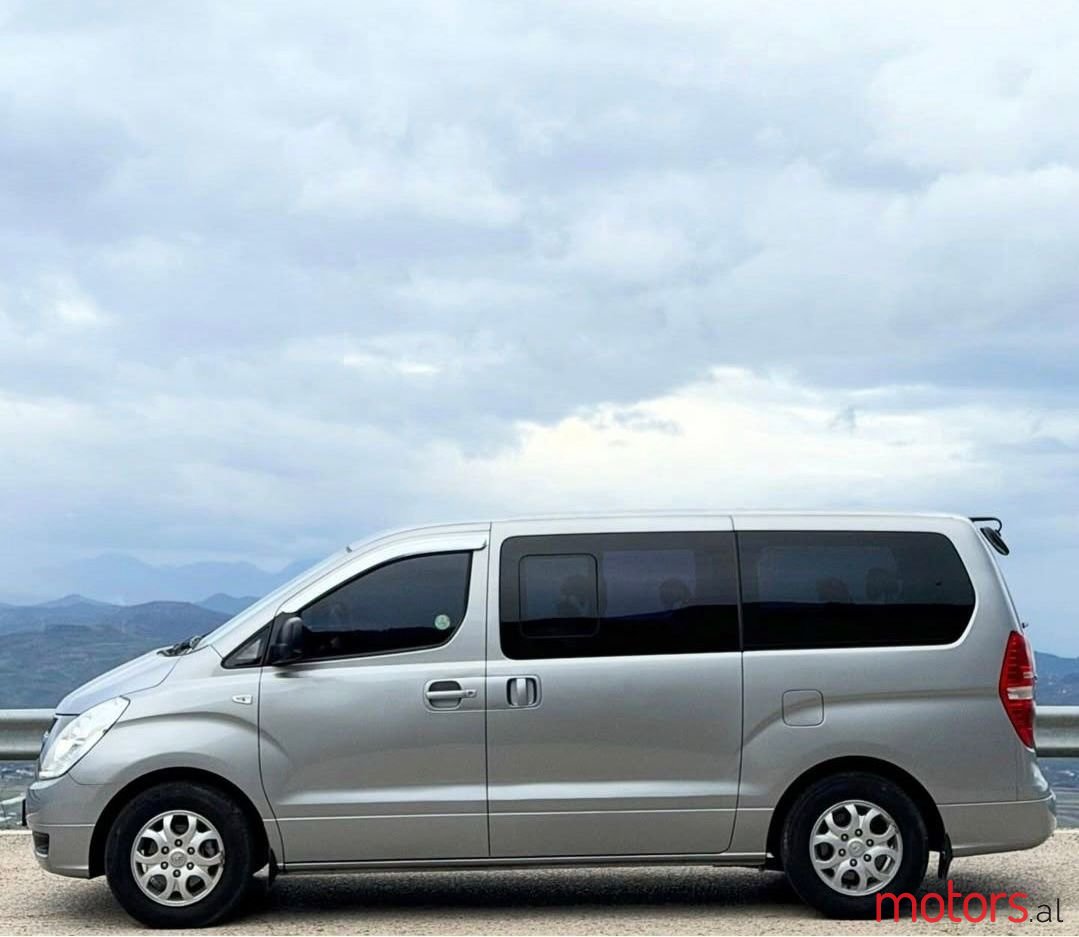 2012' Hyundai photo #5