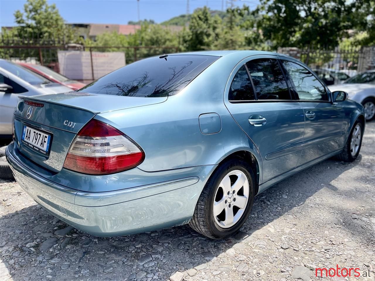 2003' Mercedes-Benz E 270 photo #5