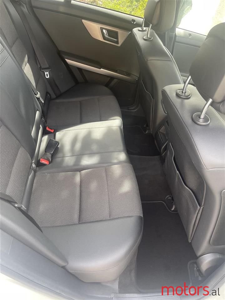 2010' Mercedes-Benz GLK 250 photo #2