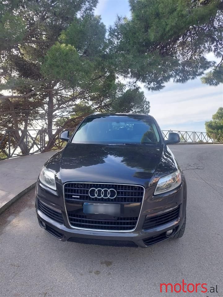 2010' Audi Q7 photo #1