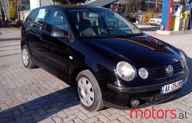 2002' Volkswagen Polo photo #1