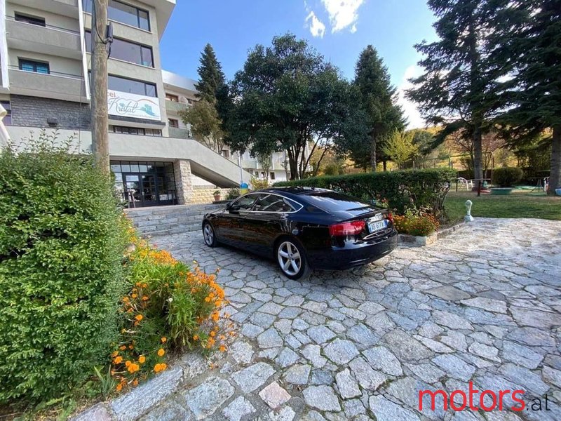 2009' Audi A5 photo #2