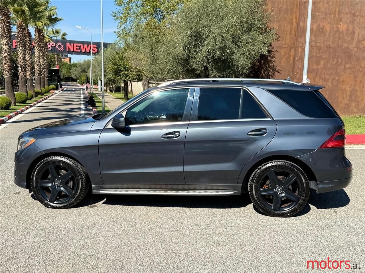 2013' Mercedes-Benz ML 350 photo #3