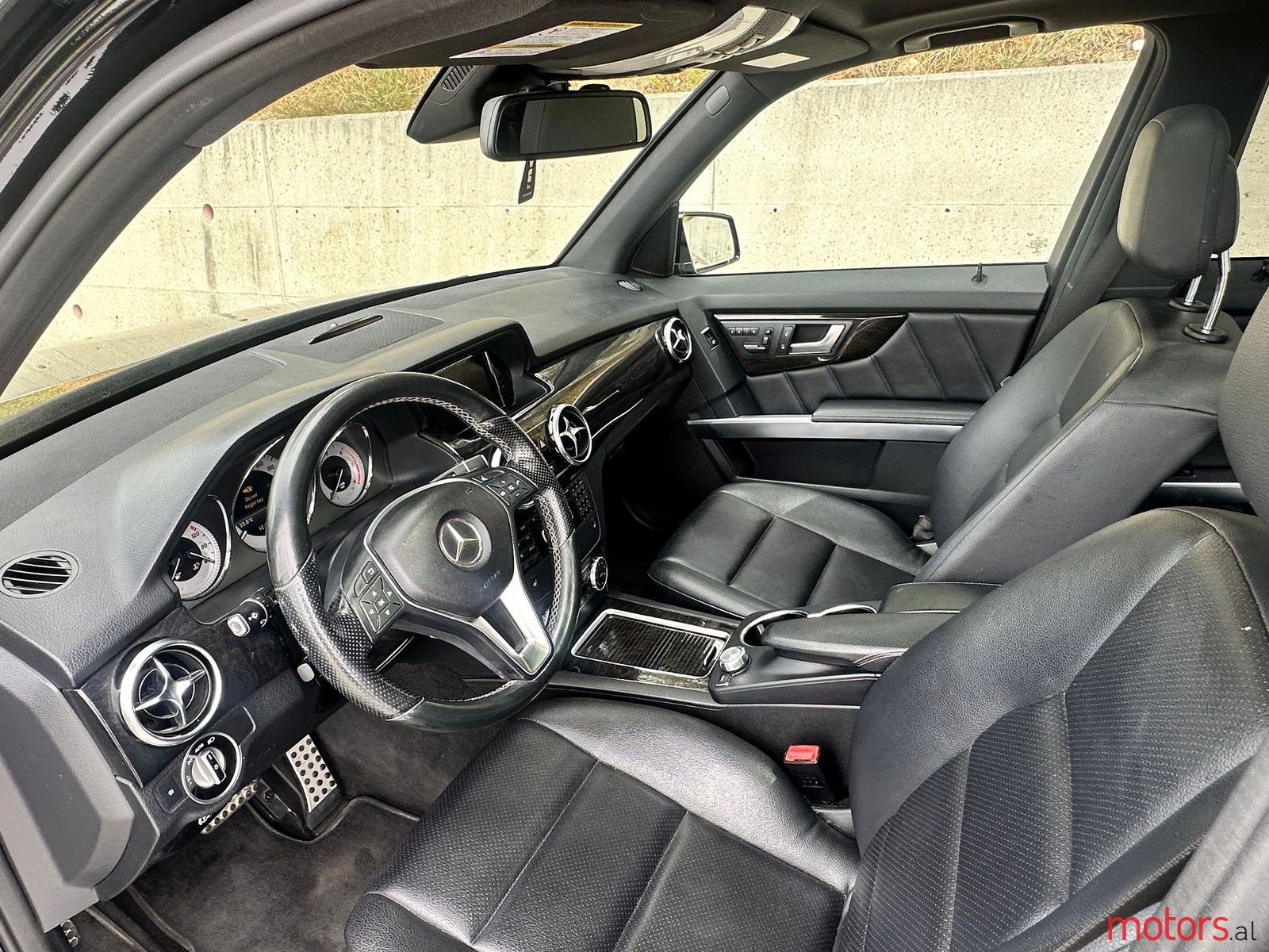 2015' Mercedes-Benz GLK 250 photo #4