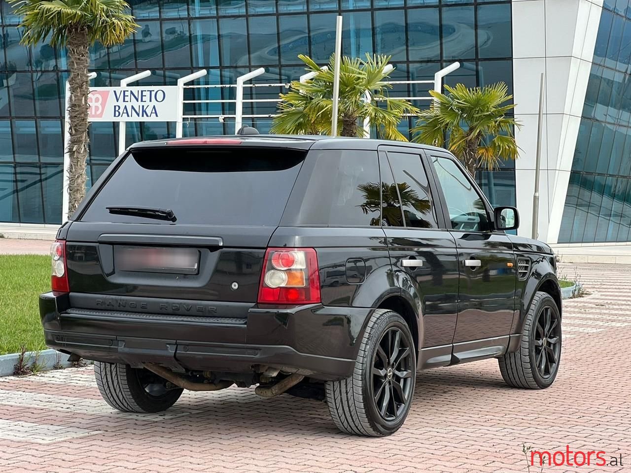 2008' Land Rover Range Rover Sport photo #2