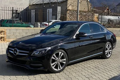 2016' Mercedes-Benz C 200
