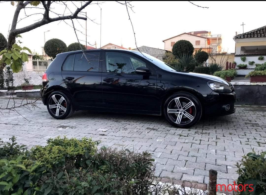 2013' Volkswagen Golf photo #1