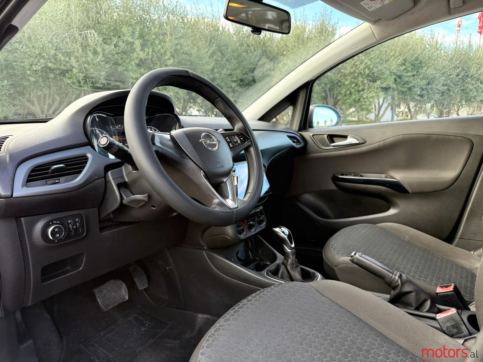 2016' Opel Corsa photo #2