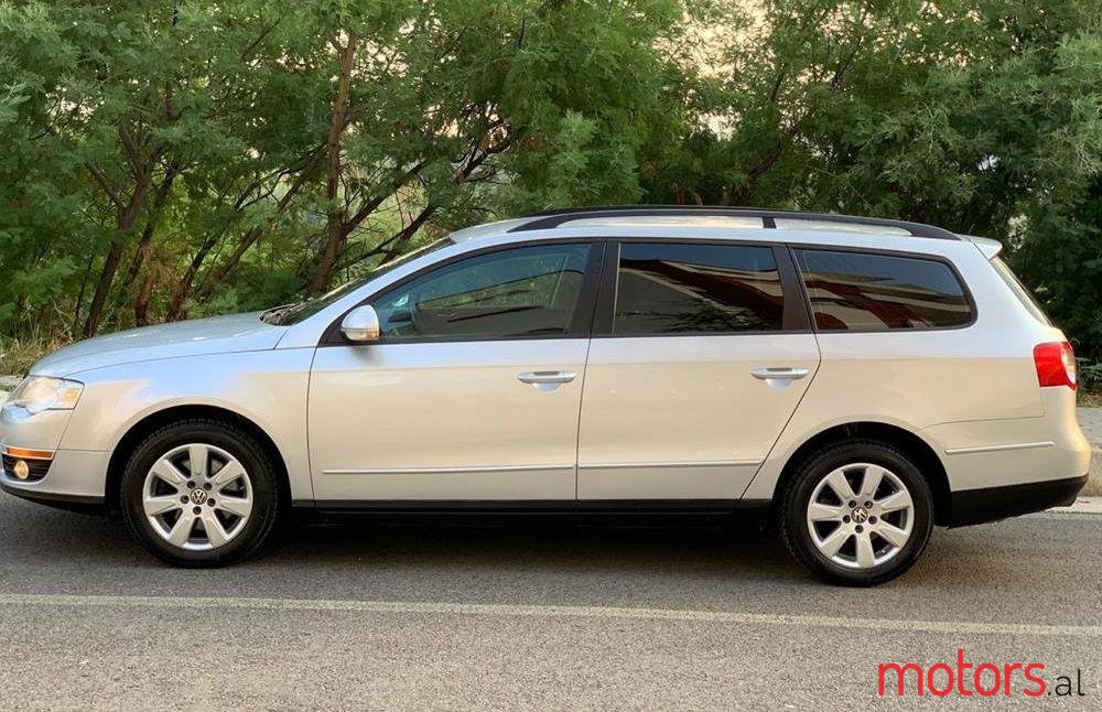 2007' Volkswagen Passat photo #1