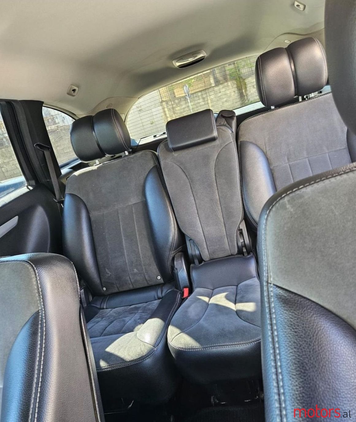 2007' Mercedes-Benz R 320 photo #2