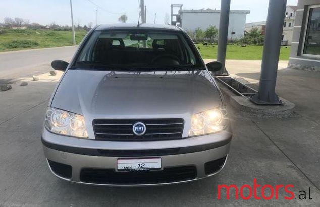 2004' Fiat Punto photo #1