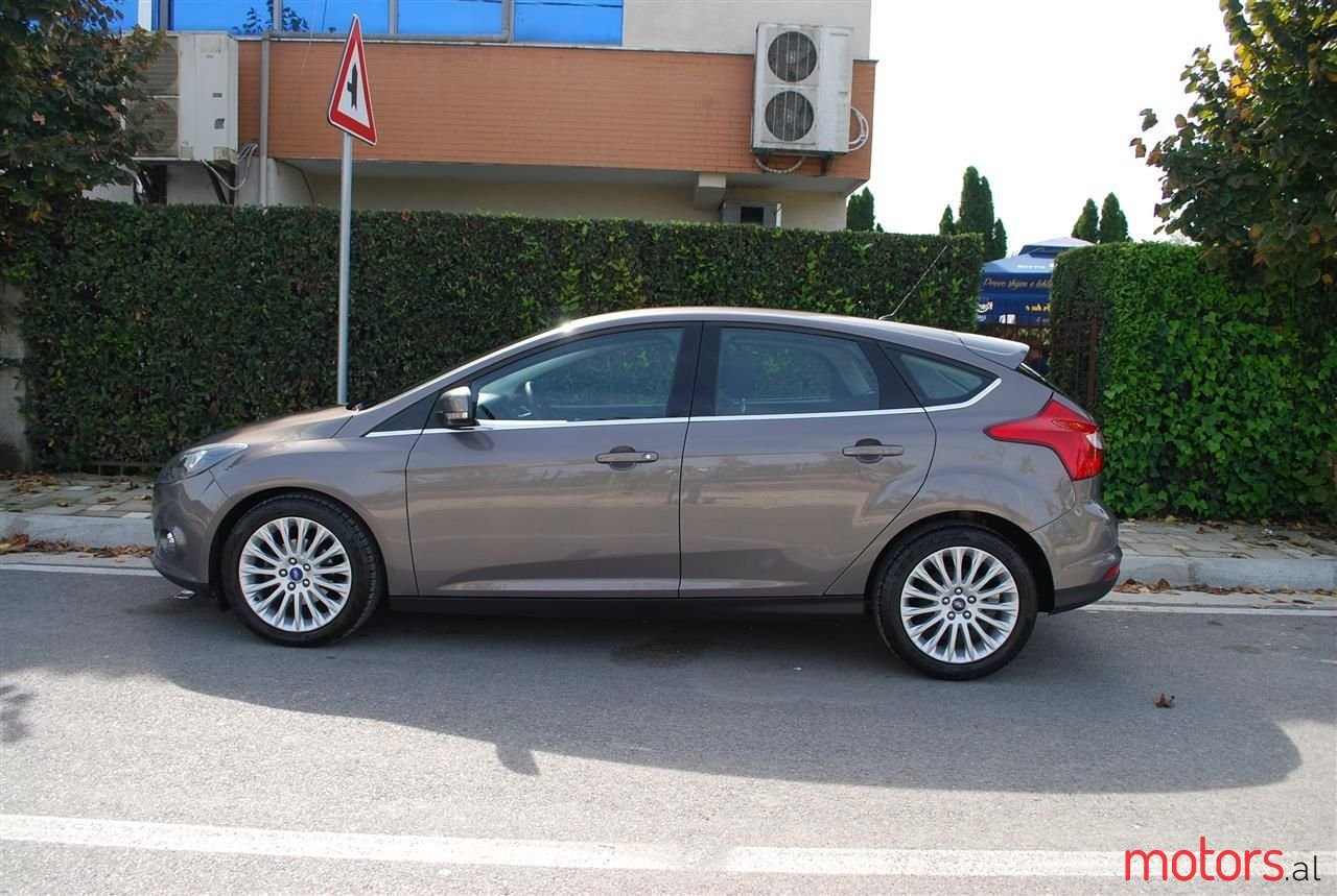 2015' Ford Focus photo #3