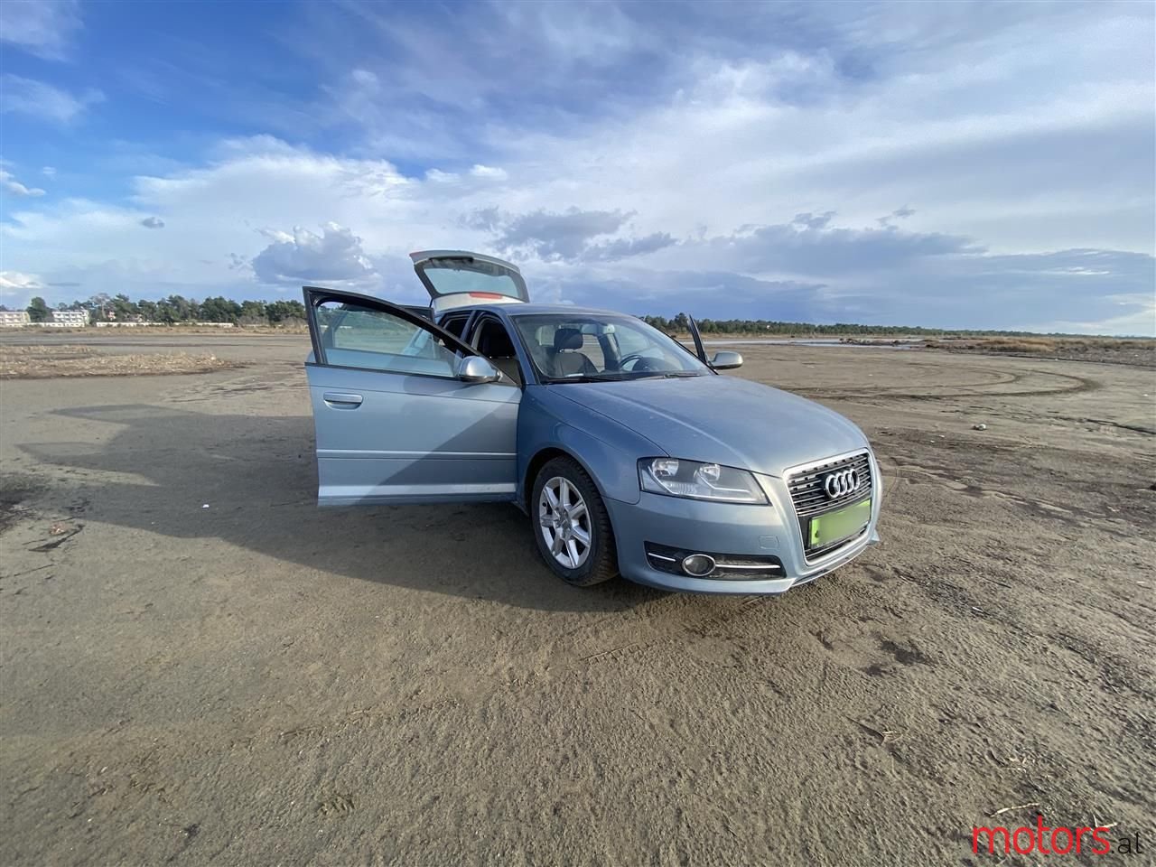 2011' Audi A3 photo #2