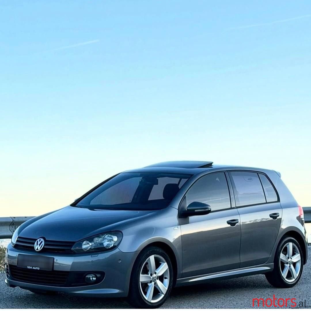 2012' Volkswagen Golf photo #1