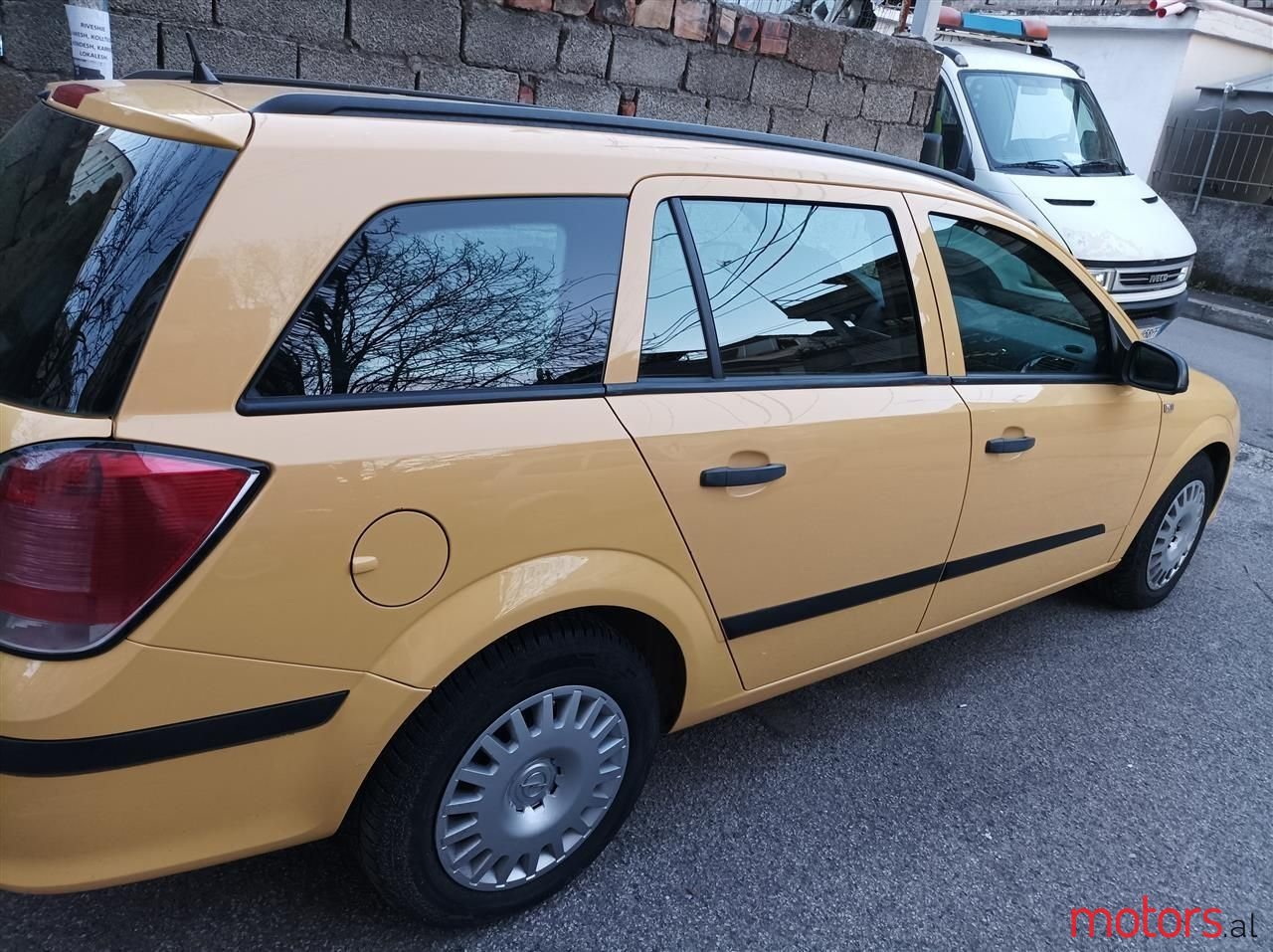 2006' Opel Astra photo #2