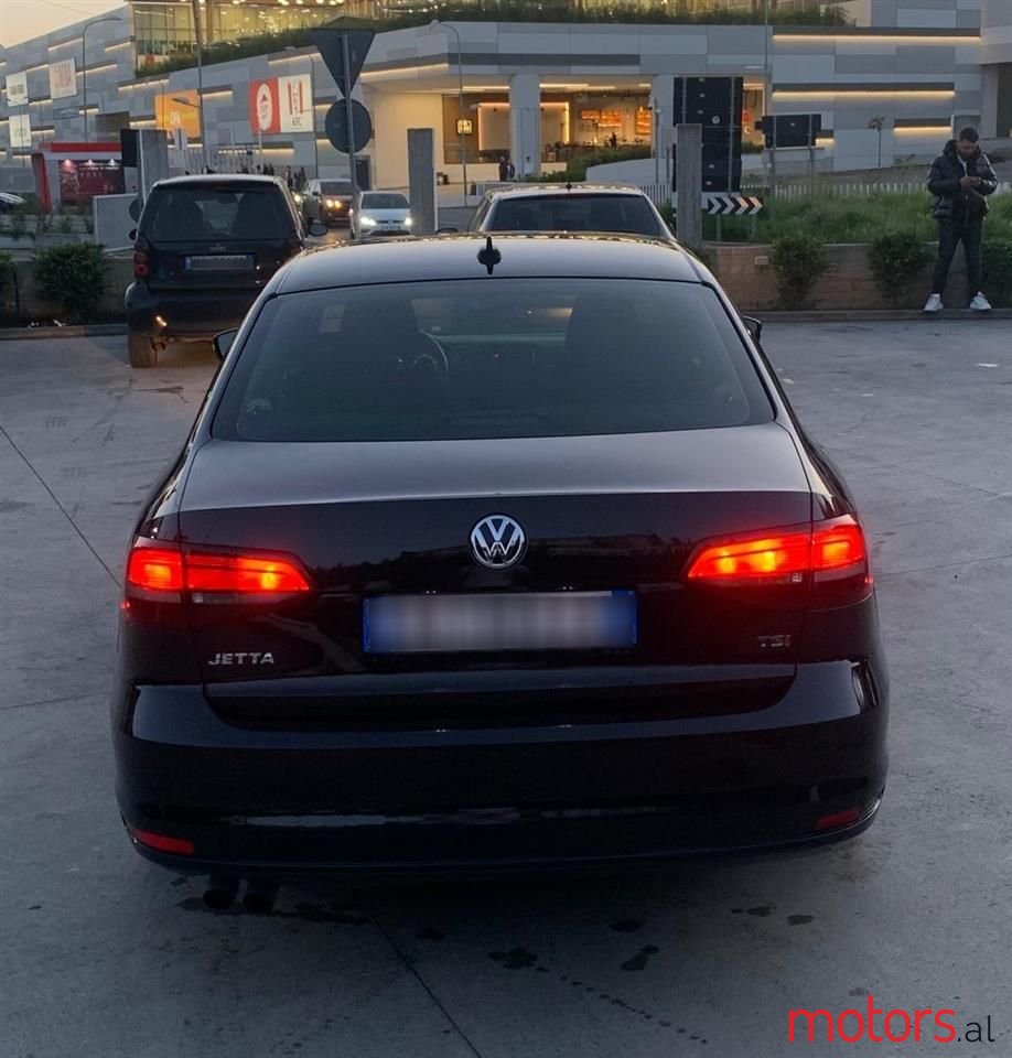 2017' Volkswagen Jetta photo #5