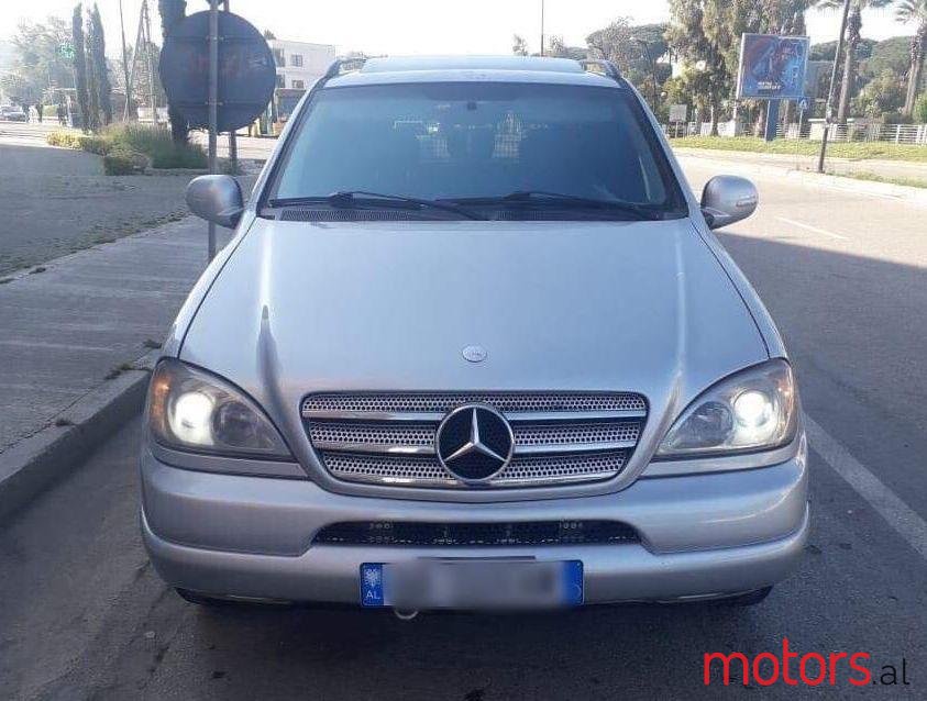 2000' Mercedes-Benz ML 320 photo #6