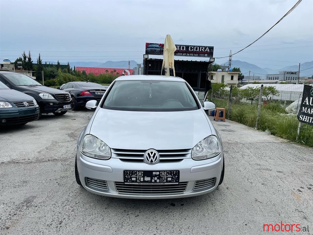 2005' Volkswagen Golf photo #5