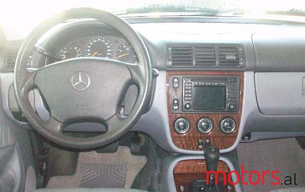 2001' Mercedes-Benz ML-Class photo #3