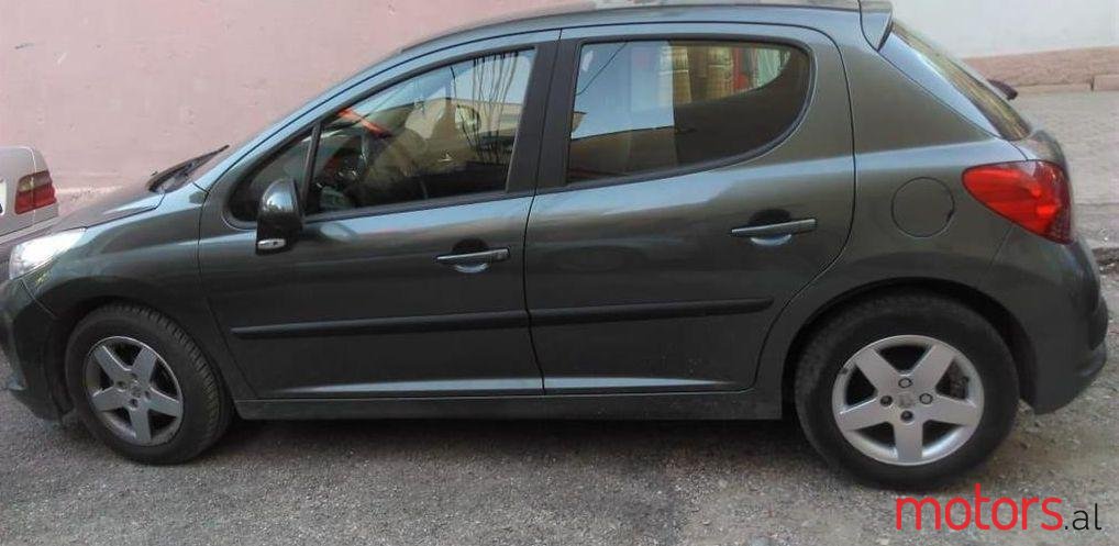 2007' Peugeot 207 photo #1