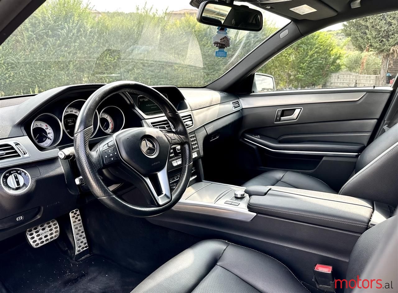 2015' Mercedes-Benz E 220 photo #4