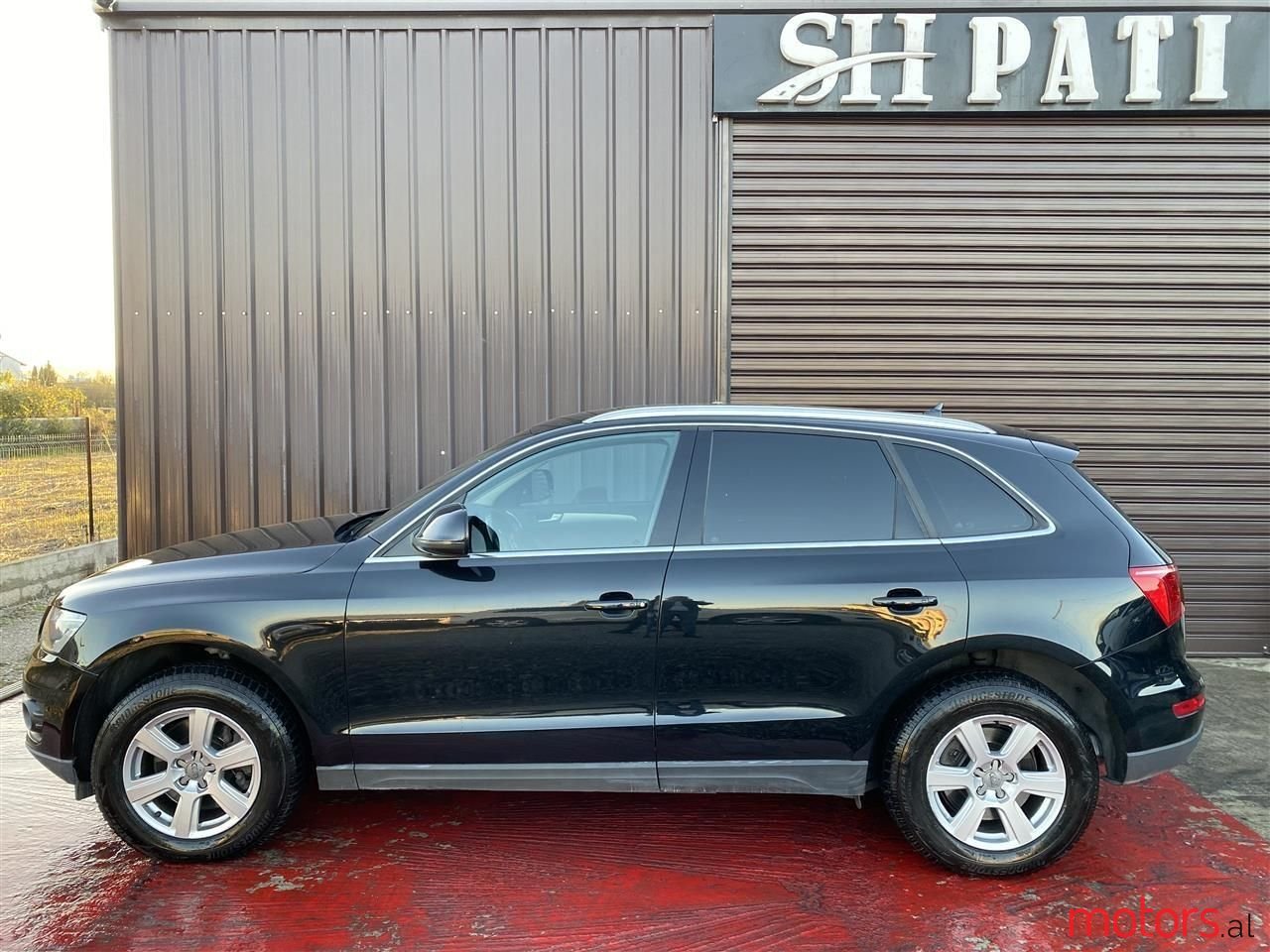 2010' Audi Q5 photo #4