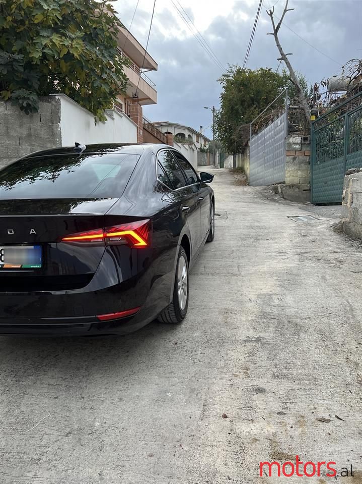 2020' Skoda Octavia photo #4