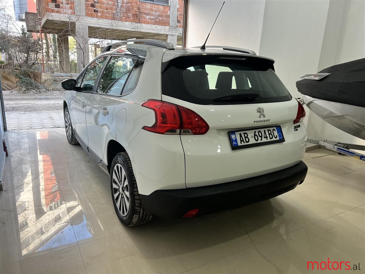 2013' Peugeot 2008 photo #4