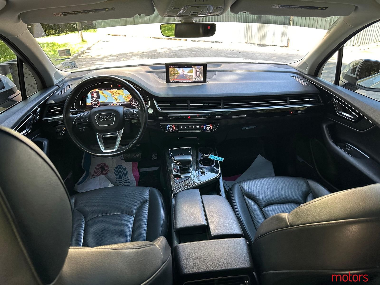 2017' Audi Q7 photo #5