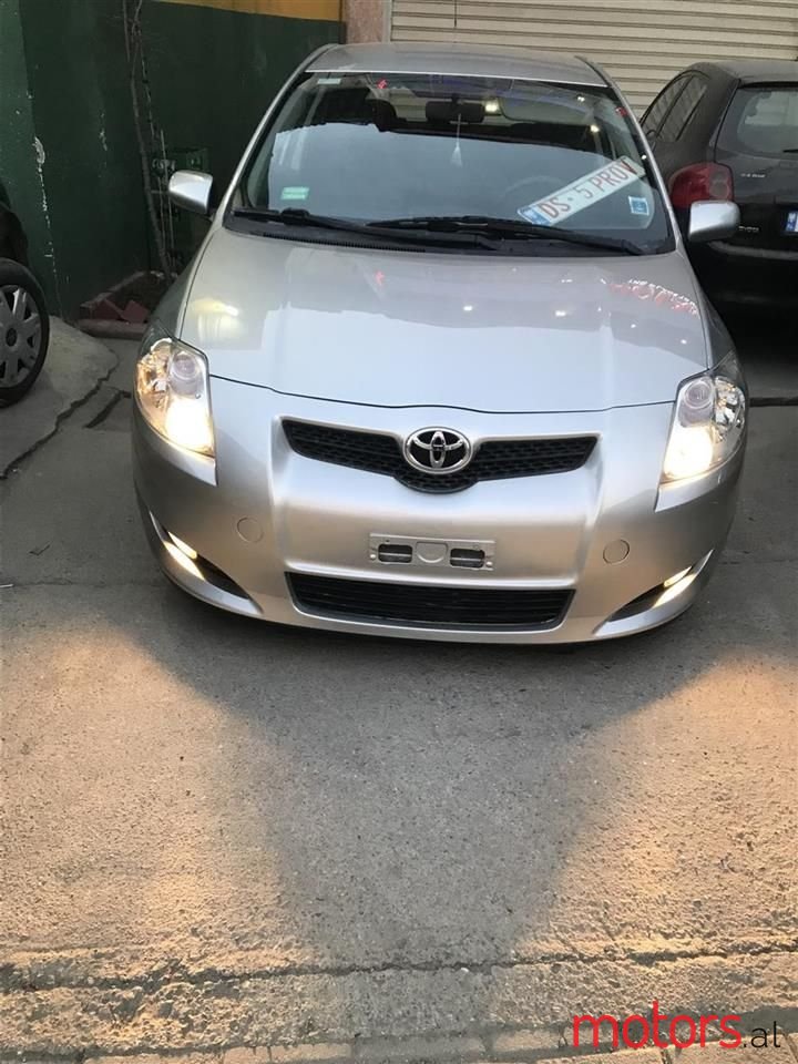 2008' Toyota Auris photo #4