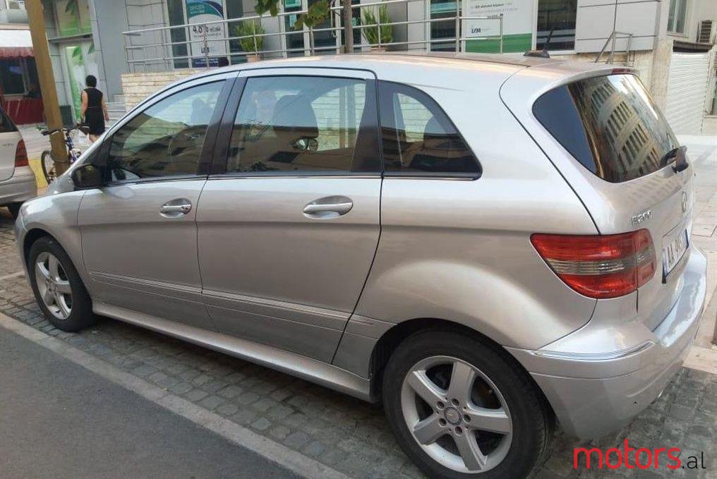 2008' Mercedes-Benz B 200 photo #1